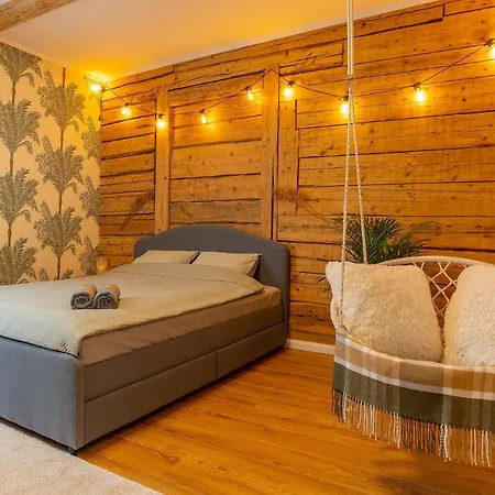 Apartment Romantic Stay, Close To The And Centre!