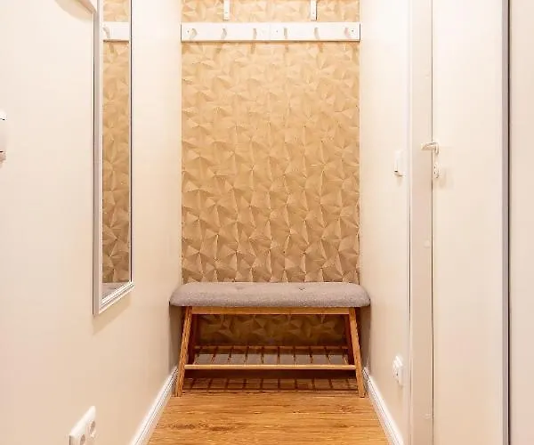 Apartment Romantic Stay, Close To The And Centre! *